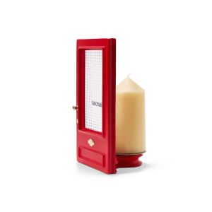 Cinematic red door Candle Holder-Inspired by The Odyssey, this red gate features a textured optical lens that transforms candlelight into a dreamy, cinematic ripple.
