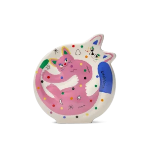 Hugging Cats Vase – colorful ceramic cat vase for quirky home decor